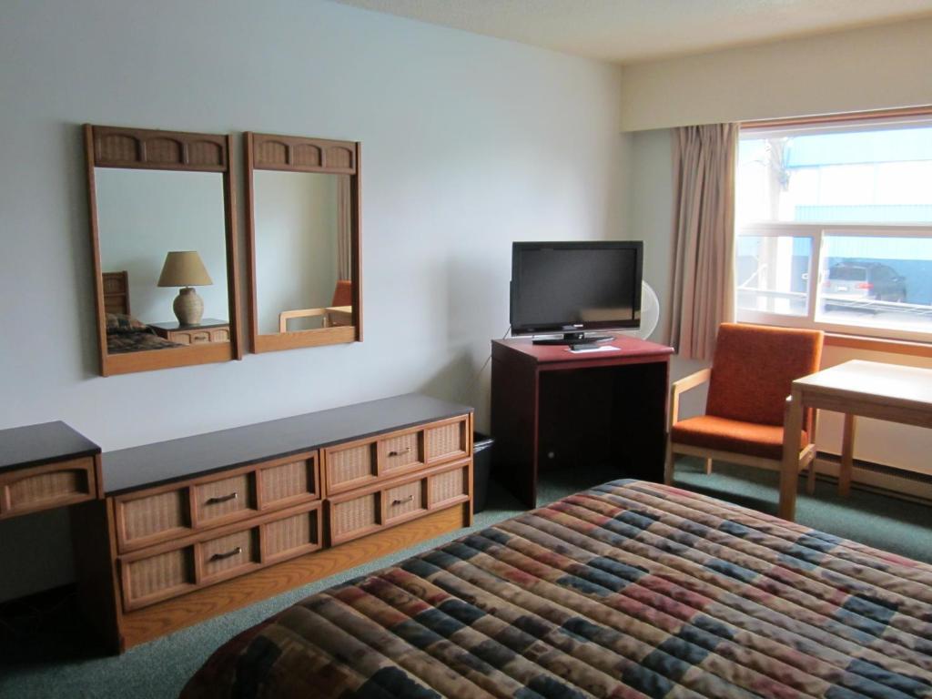 Aleeda Motel Prince Rupert Room photo