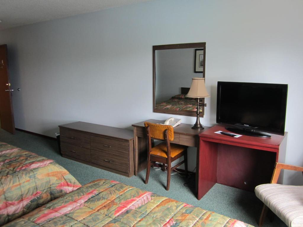 Aleeda Motel Prince Rupert Room photo