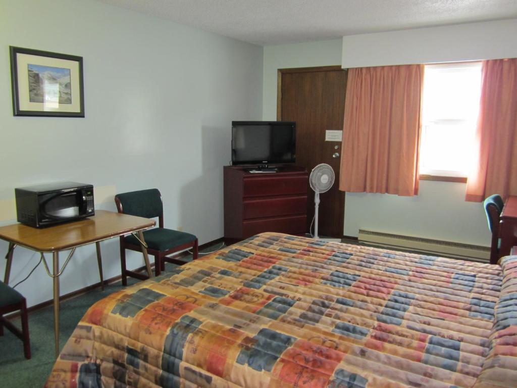 Aleeda Motel Prince Rupert Room photo